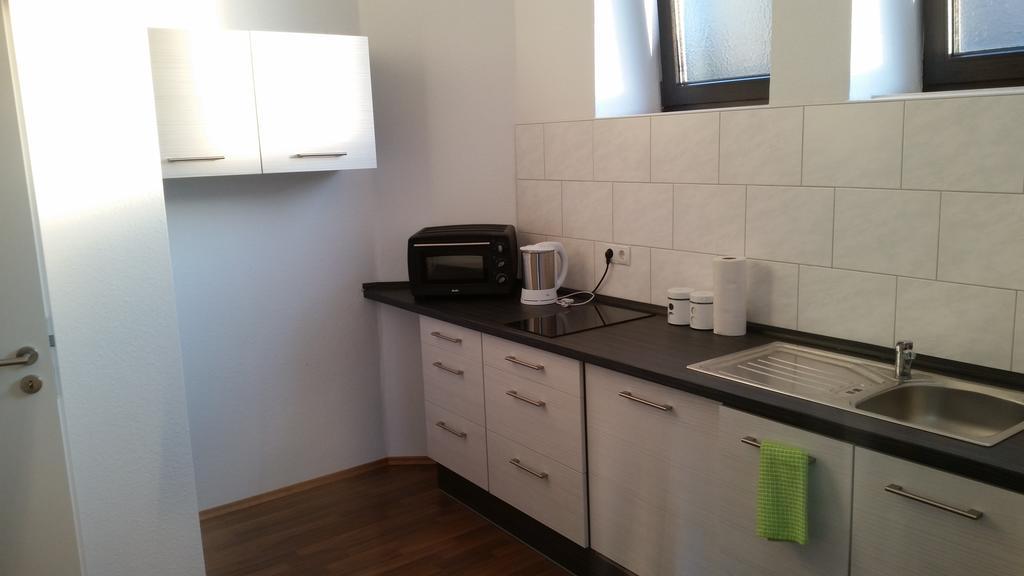 Ferienwohnung Fiwa FeWo-1 und FeWo-2 Pirmasens Zimmer foto